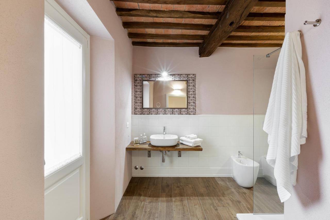 B&B Gli Archi 아바디아산살바토레 외부 사진